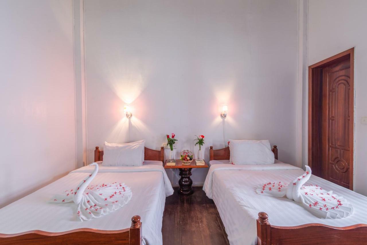 Five Rose Siem Reap Hostel Exterior foto